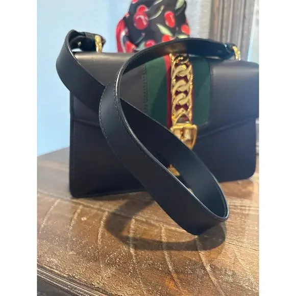 Gucci Sylvie Web shoulder bag - Picture 11 of 12